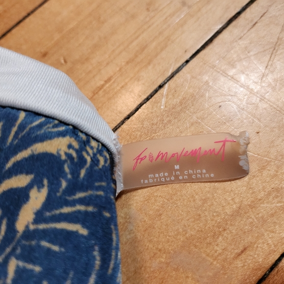 Movement shorts - Picture 4 of 4